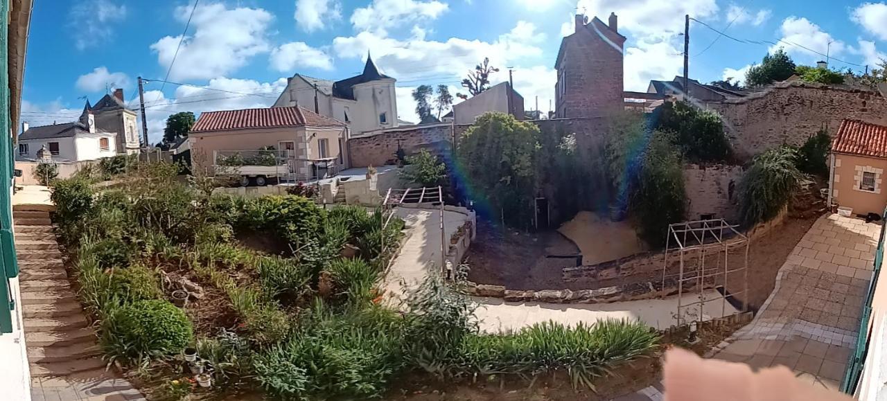 Bed and Breakfast Les dodos de Rose Doué-la-Fontaine Exterior foto